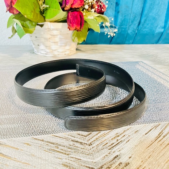 Louis vuitton belt in excellent condition - Picture 6 of 16